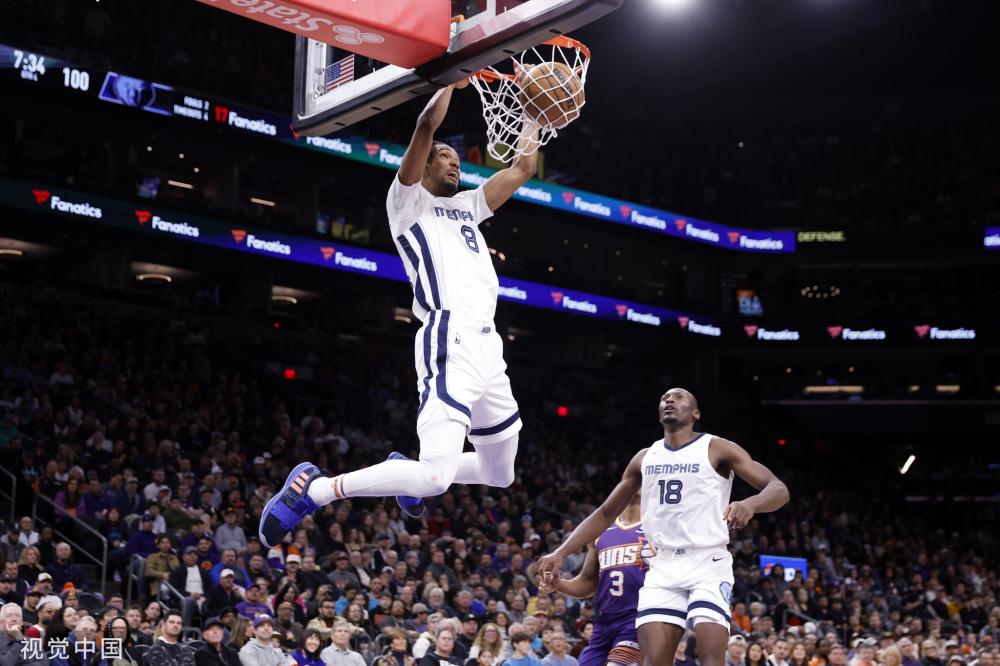 显示出攻守 显示出攻守